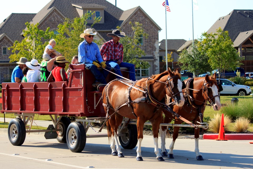 Rodeo-on-the-River_7258_300