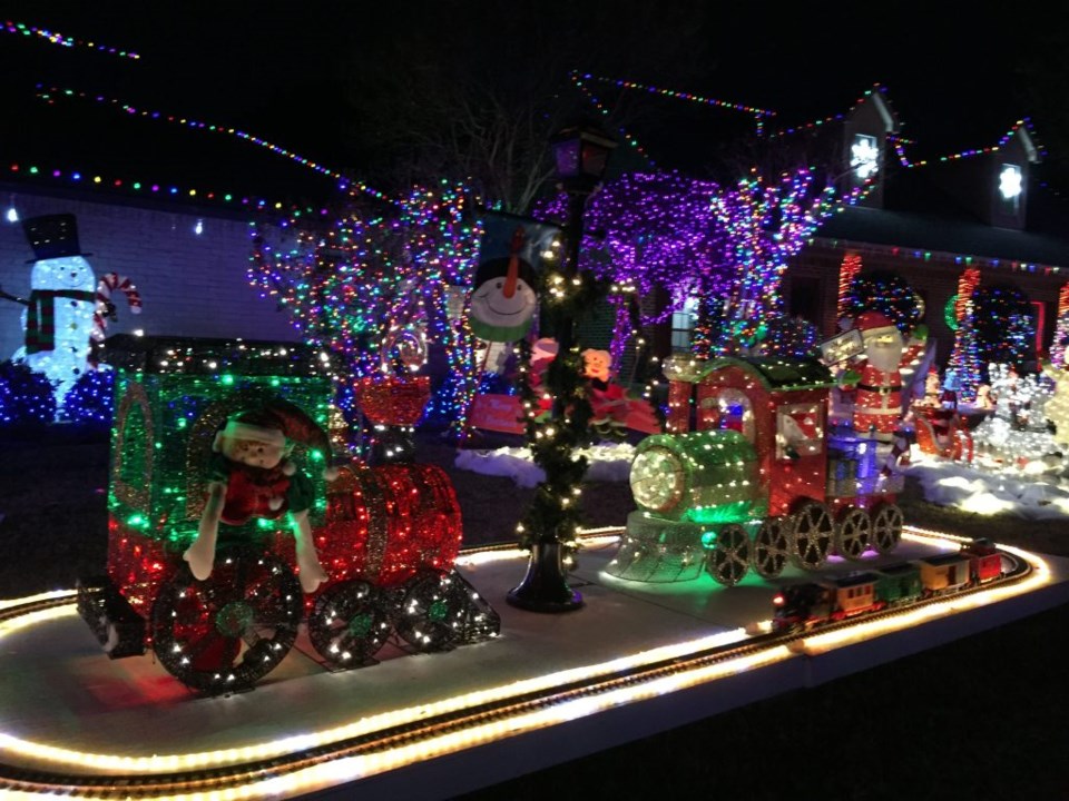 biscayne drive, holiday christmas lights plano, texas