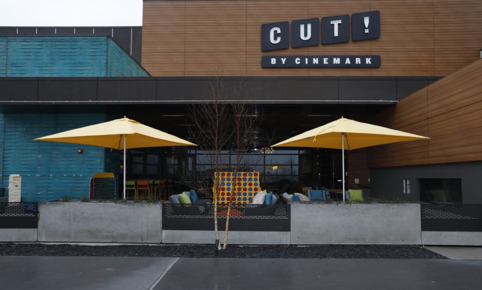 CUT-by-Cinemark-Patio