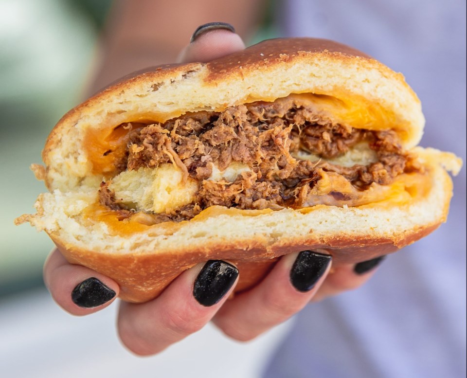 KOLACHE_HEAVEN-brisket-rolls-frisco