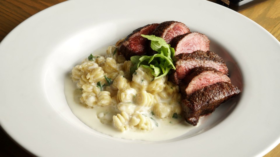 short rib mac and cheese