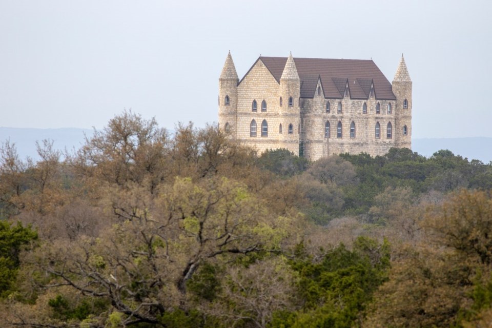 Castle Faulkenstein Texas Hill County airbnb