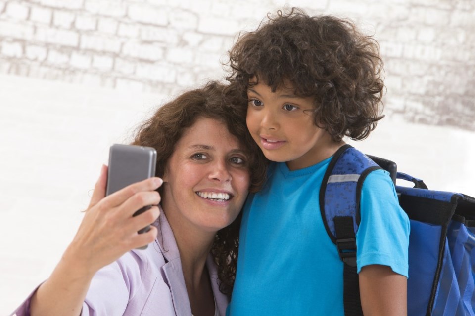 Hop into that back to school photo yourself, and make this day special for the whole family!