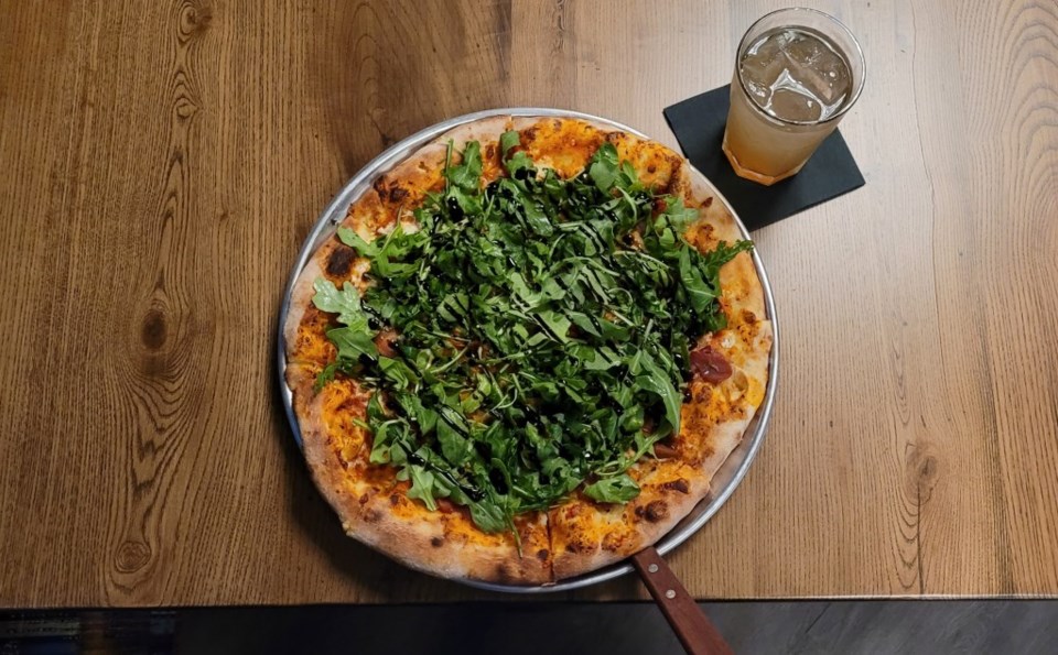 Whoa, the Puttery Pizza. Unlike any mini golf food you'll ever have again. Ever. This awesome new Grandscape spot is worth the hype!