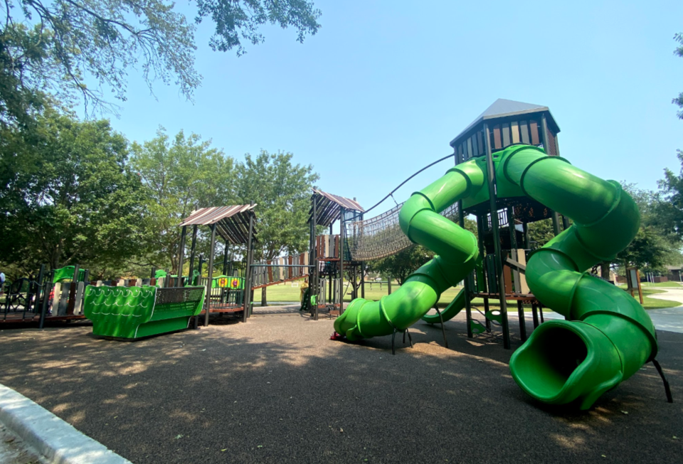 waters edge park, best playgrounds, wylie playgrounds, murphy playgrounds, best playgrounds, best playgrounds murphy