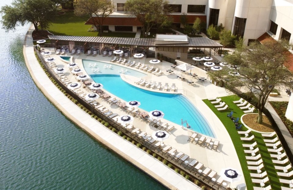 The Life at the Lakehouse party at Omni Las Colinas is just one of the local Labor Day ideas we have just for the grown-ups this weekend!