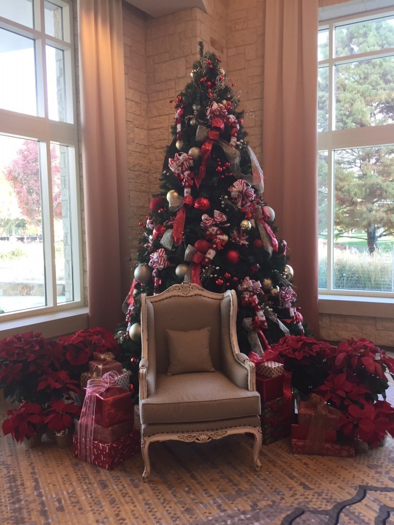 Hilton Dallas/Plano Granite Park Christmas Tree