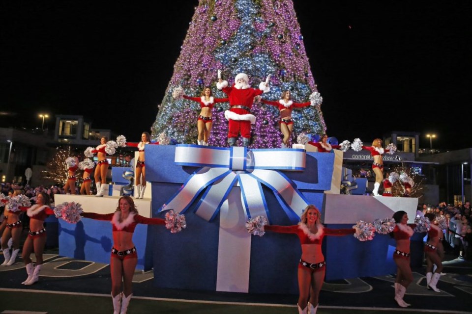 Cowboys Christmas Extravaganza, The Star in Frisco, tree lighting, tree lighting ceremony, christmas event, holiday events, holiday event