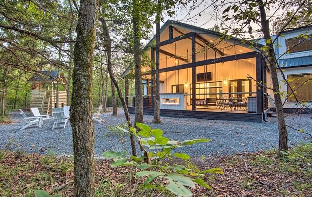 broken bow, broken bow cabins, broken bow oklahoma