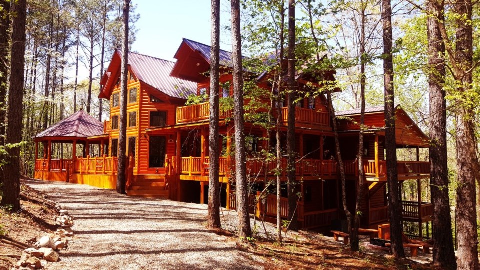 broken bow, broken bow cabins, cabins, cabin, cabins in broken bow