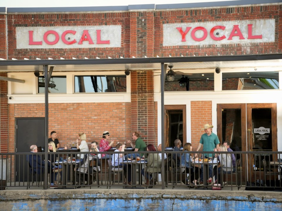 best patios, best patios in mckinney, mckinney restaurants, bes restaurants, mckinney, tx , texas, local yocal