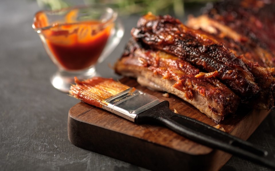 Delicious,Barbecued,Ribs,Seasoned,With,A,Spicy,Basting,Sauce,And