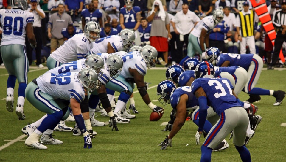 Dallas,-,Dec,14:,Sunday,,December,14,,2008.,Tony,Romo