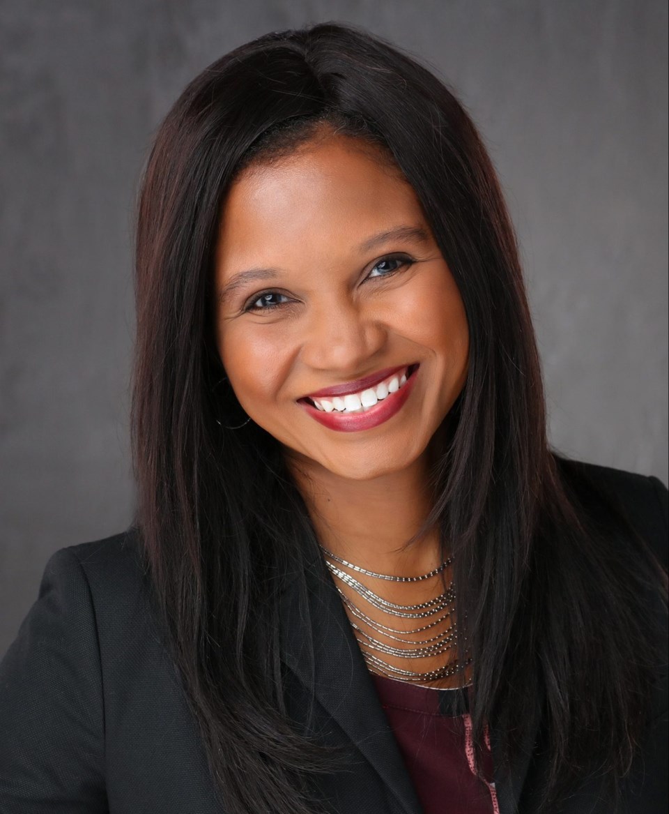 LisaBethea-5&#215;7 (1)
