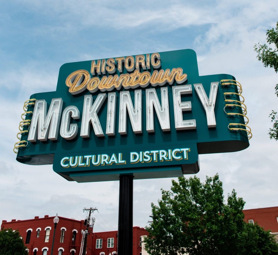 Mckinney,,Texas/united,States,-,May,15,,2020:,Neon,Historic,Downtown