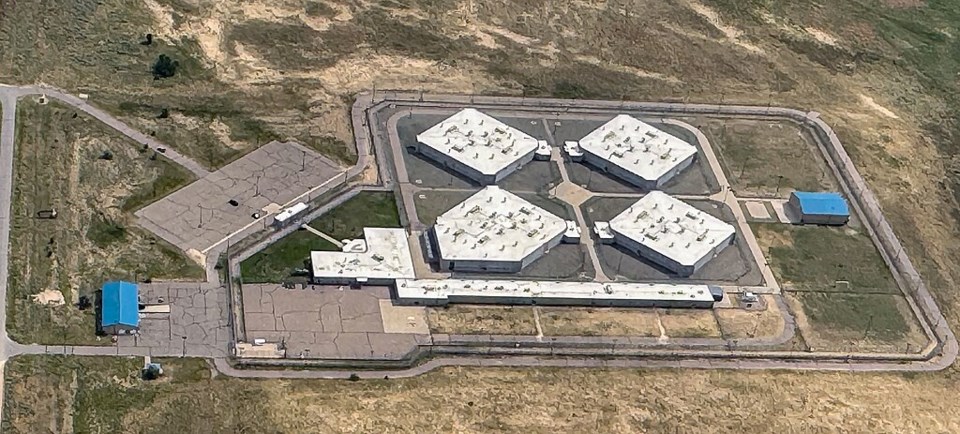 1024px-hudson_correctional_facility_-_colorado_-_aerial