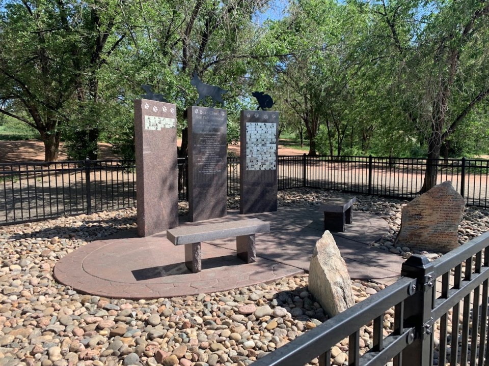 bear-creek-dog-park