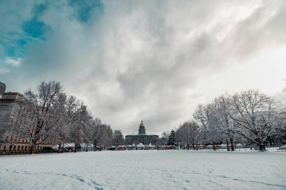 colin-lloyd-xovg2fueqqi-unsplash