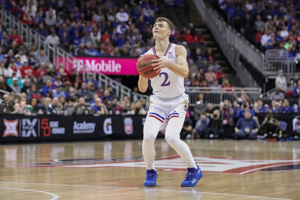 dgm2203110018_tcu_at_ku