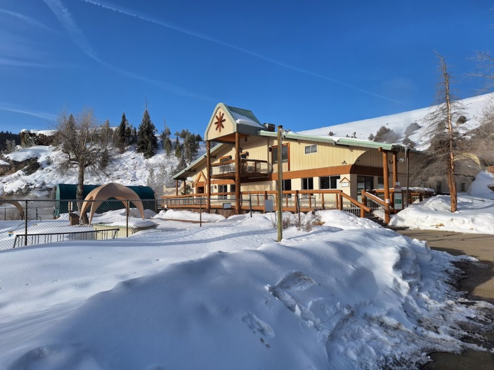 hot-sulphur-springs-resort-spa