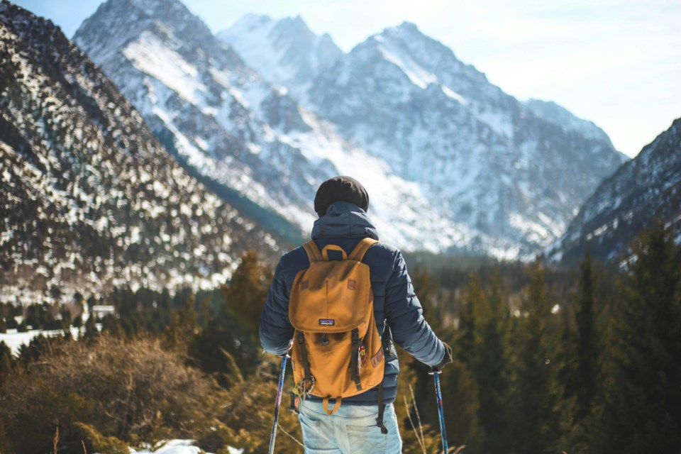 pexels-ozgomz-868097