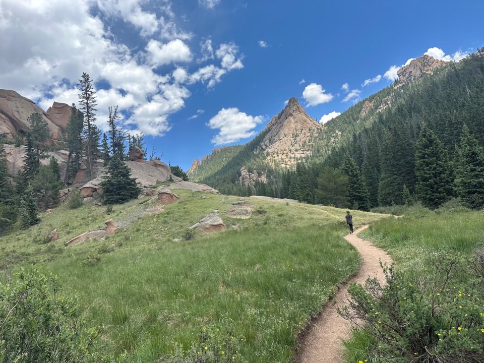 the-crags-trail