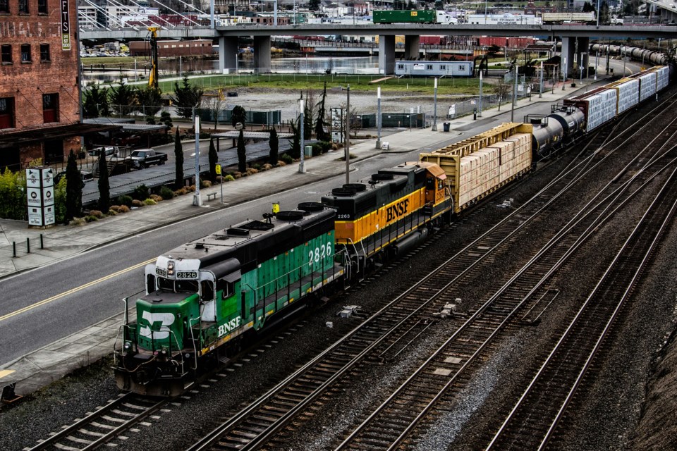 thomas-thompson-ksm1fh8wqtc-unsplash