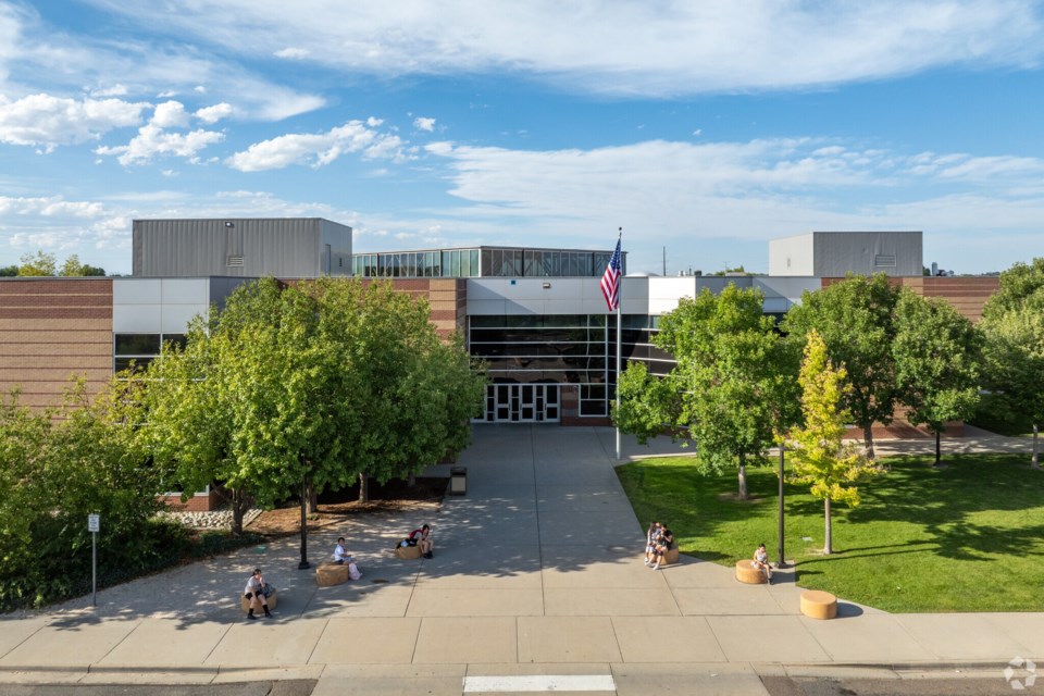 trail-ridge-middle-school-longmont-co-5-schoolphoto