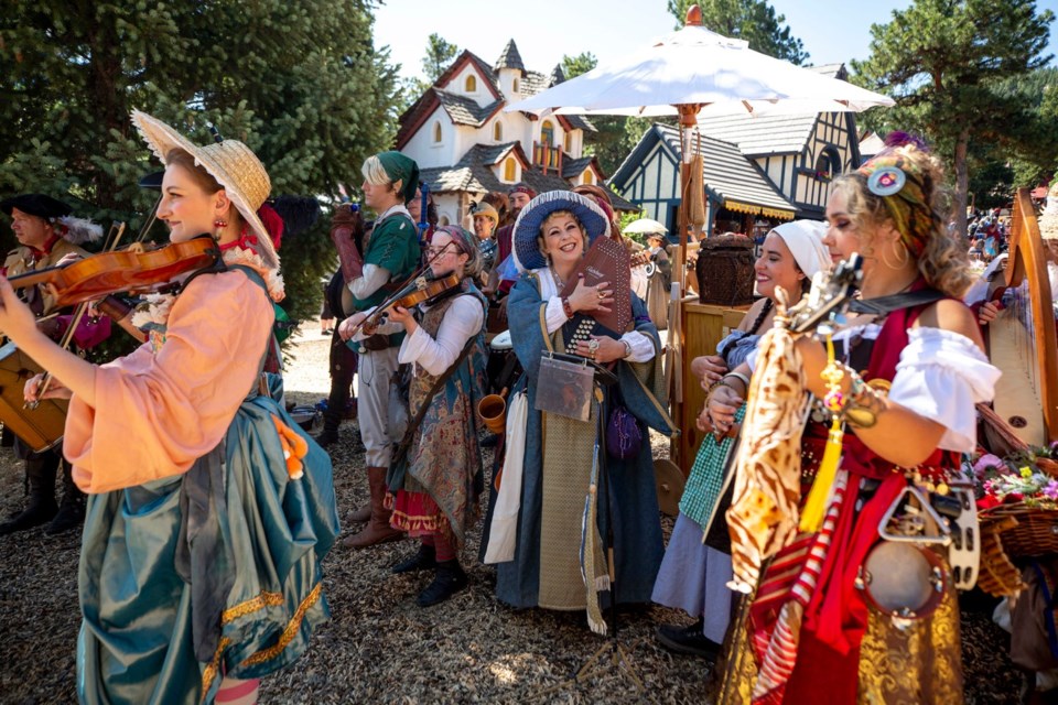 210704-COLORADO-RENAISSANCE-FESTIVAL-LARKSPUR-COSPLAY-KEVINJBEATY-06