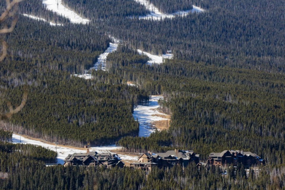 211130-SKI-SEASON-OPENS-HV-0859