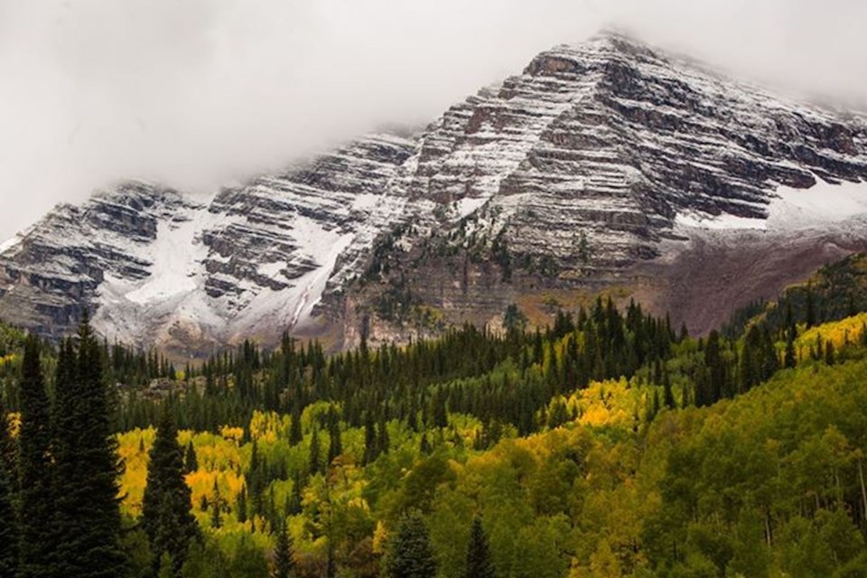 maroon-bells-white-river