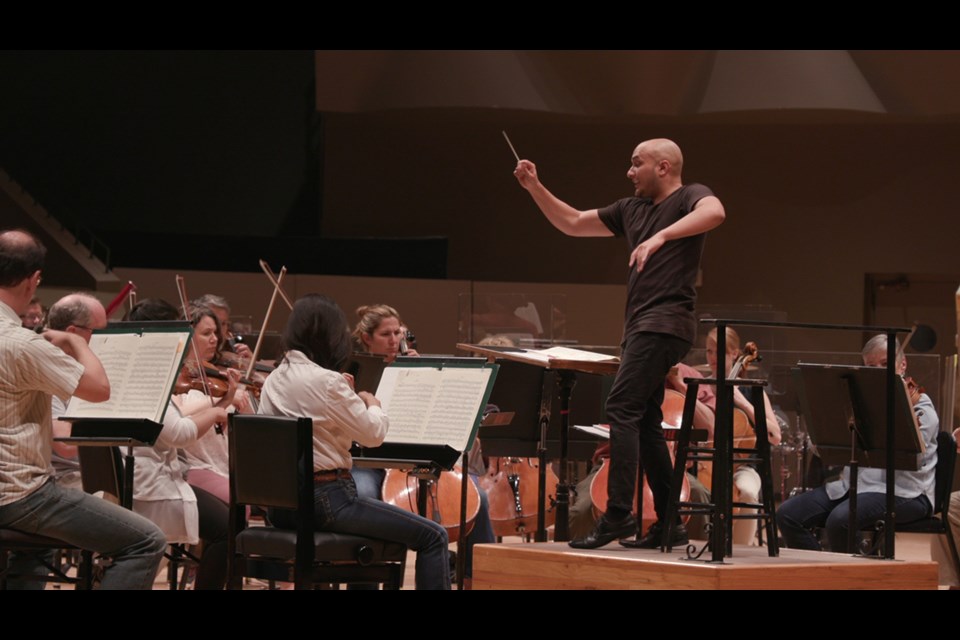 Resident Conductor Christopher Dragon leads rehearsal


Rocky Mountain Public Media