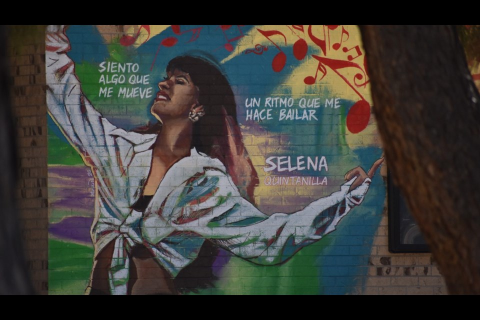 A mural of Tejano music icon Selena Quintanilla-Pérez outside McGlone Academy (Photo: Kyle Cooke)