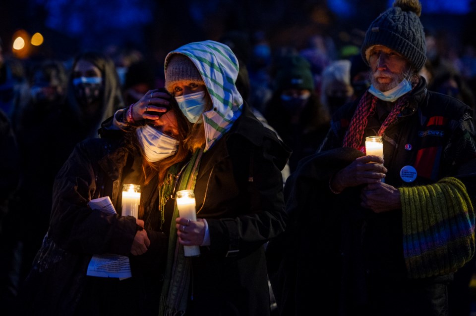 Boulder Strong-Candlelight Vigil-03-25-2021-Fairview High School-001