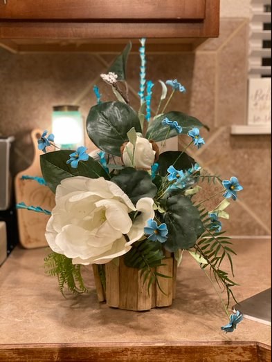 One of Rulle's decorative bouquets adorns her kitchen