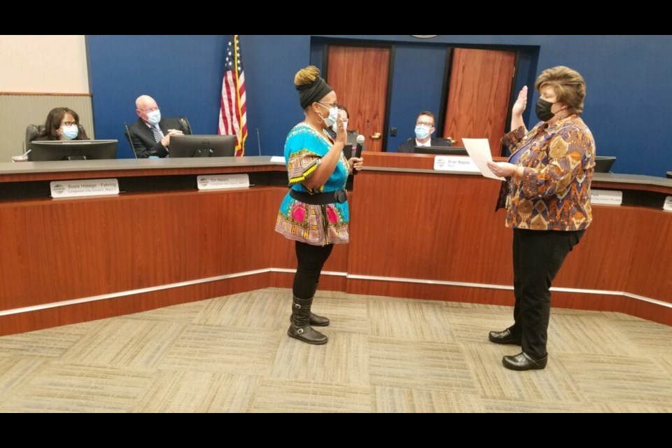 Shiquita Yarbrough sworn in as a new city council member.
Photo by Monte Whaley