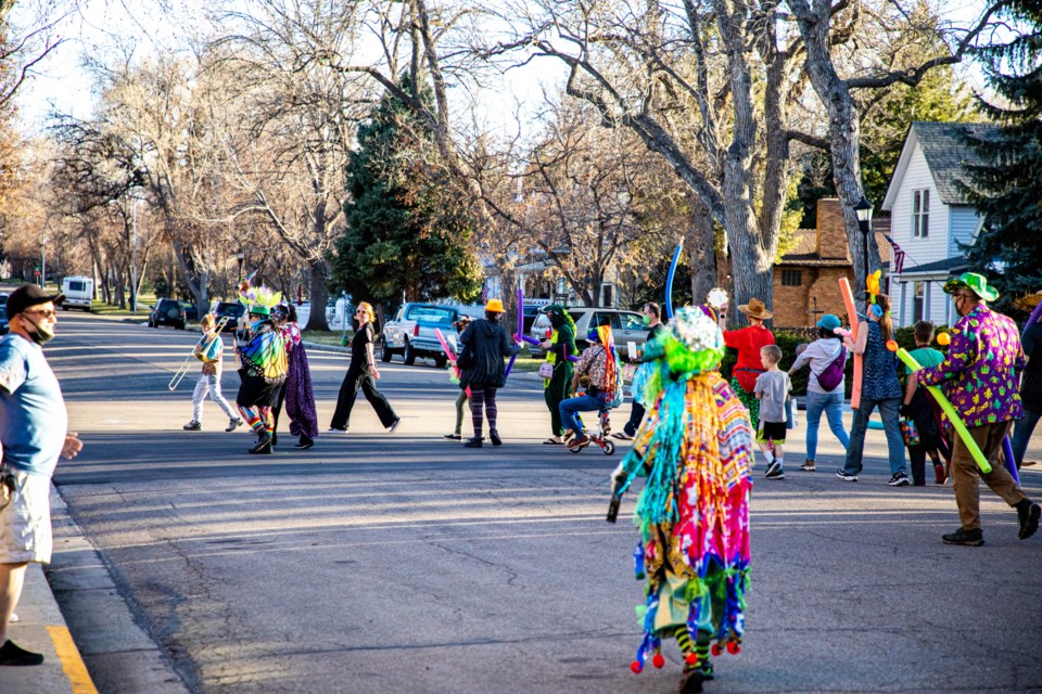 The parade in motion