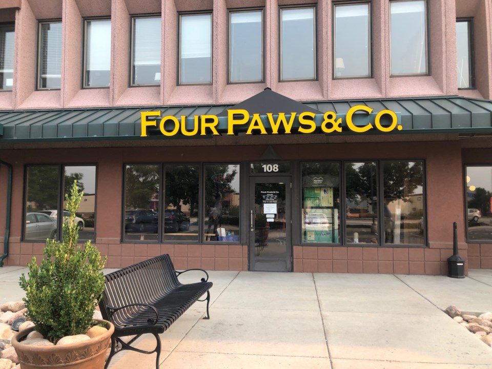 2020_09_21_LL_Four_Paws2