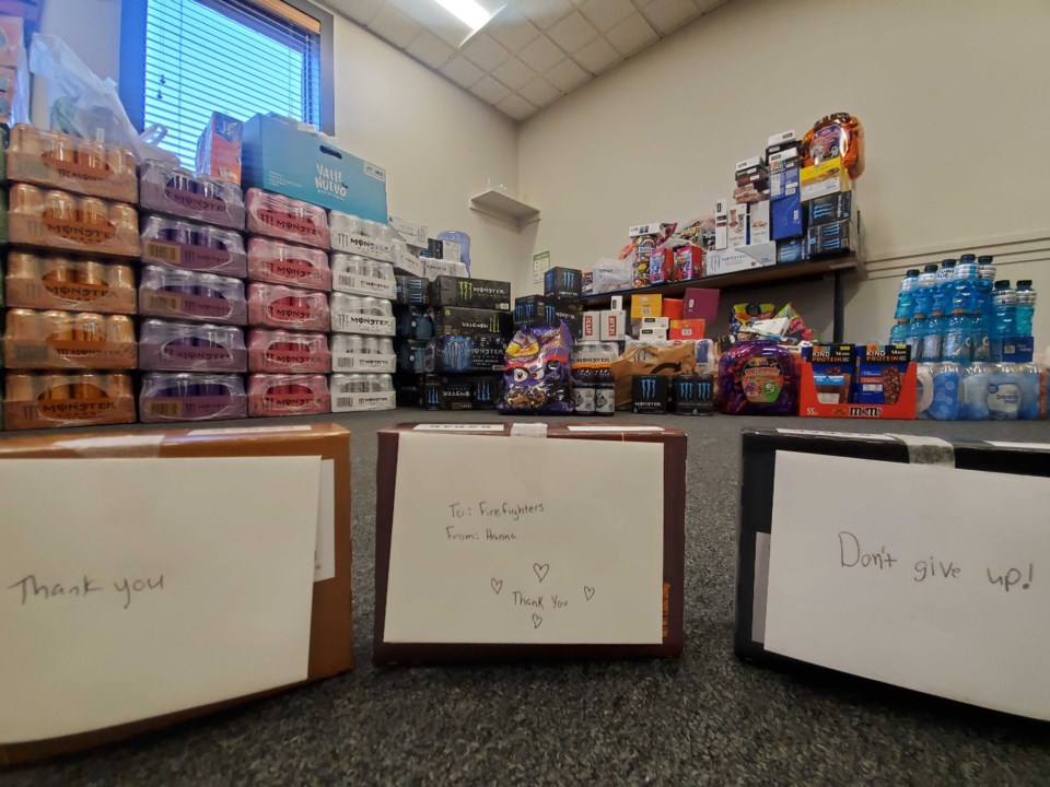 2020_11_15_LL_fire_donations1