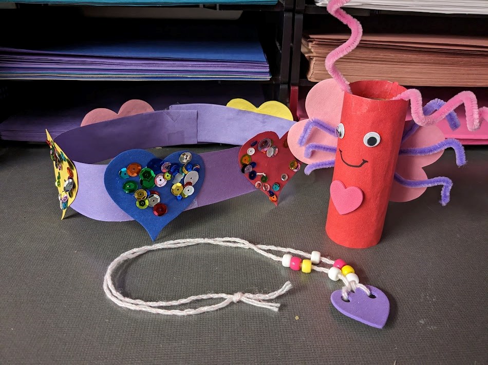 paper-heart-crown