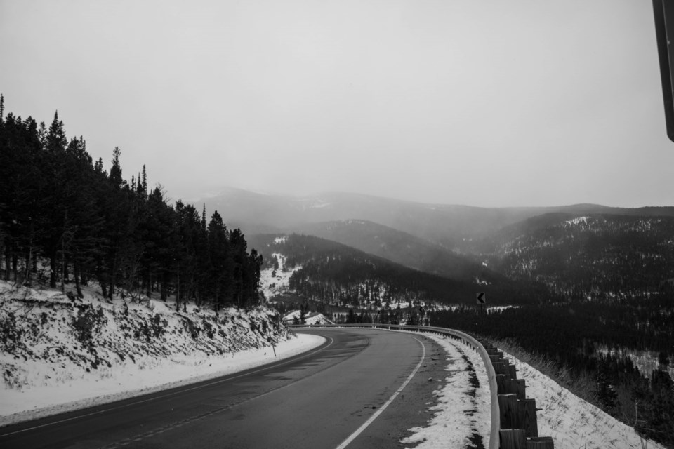 2020_09_24_LL_Outside_snow_mountain_road