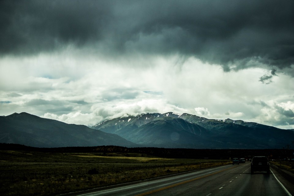 2020_09_24_LL_Outside_storm_over_montains