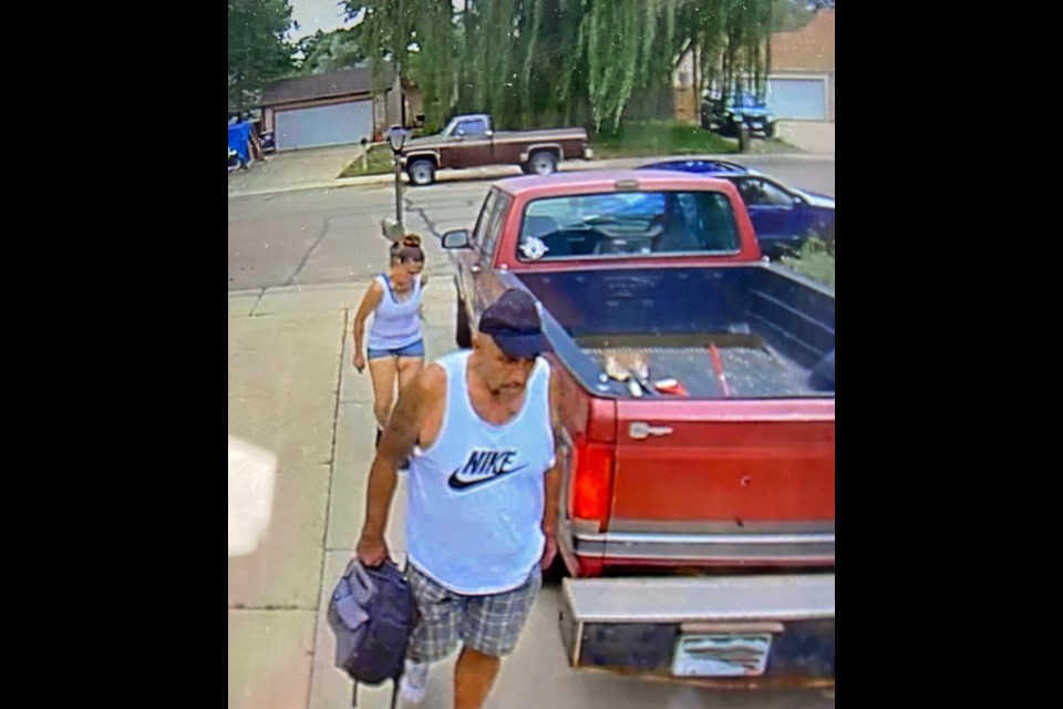 Suspects in Longmont burglary case.