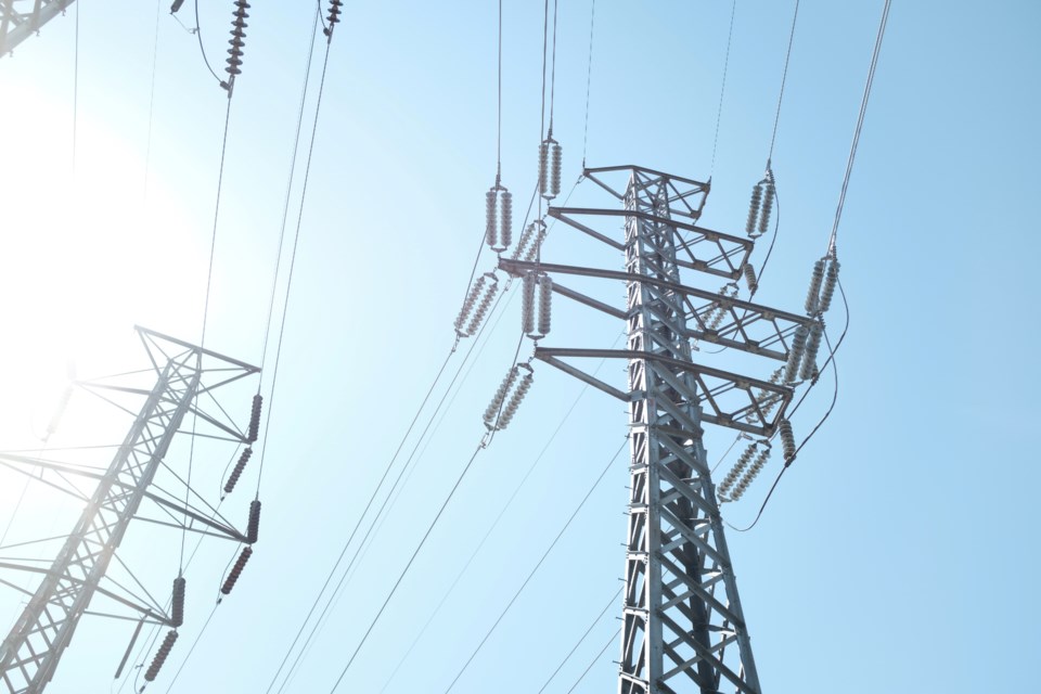 2020_07_31_LL_power_lines_stock