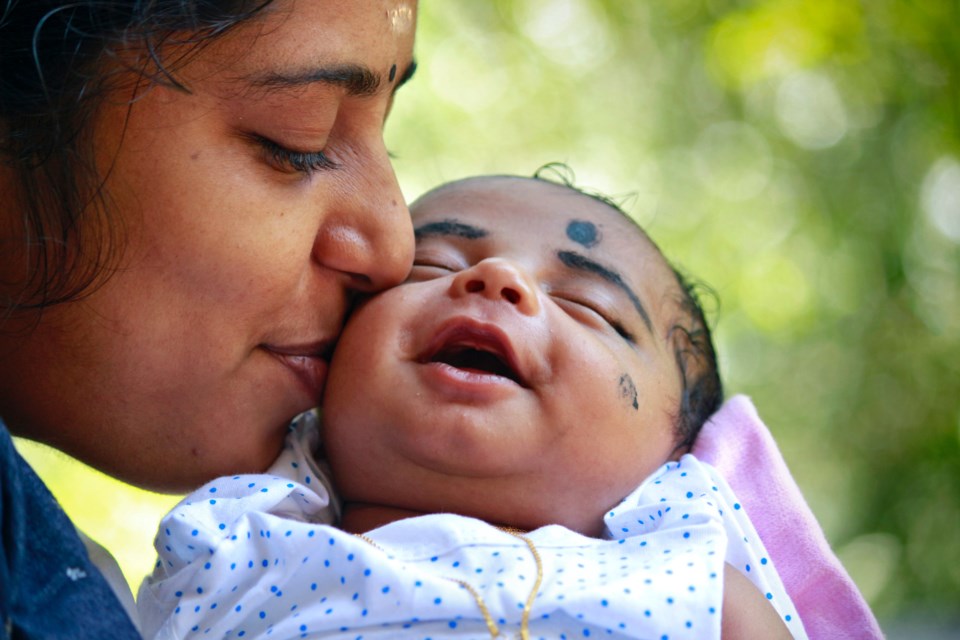 pexels-nandhu-kumar-1586257