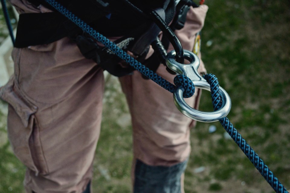 rappelling-1842180_1920