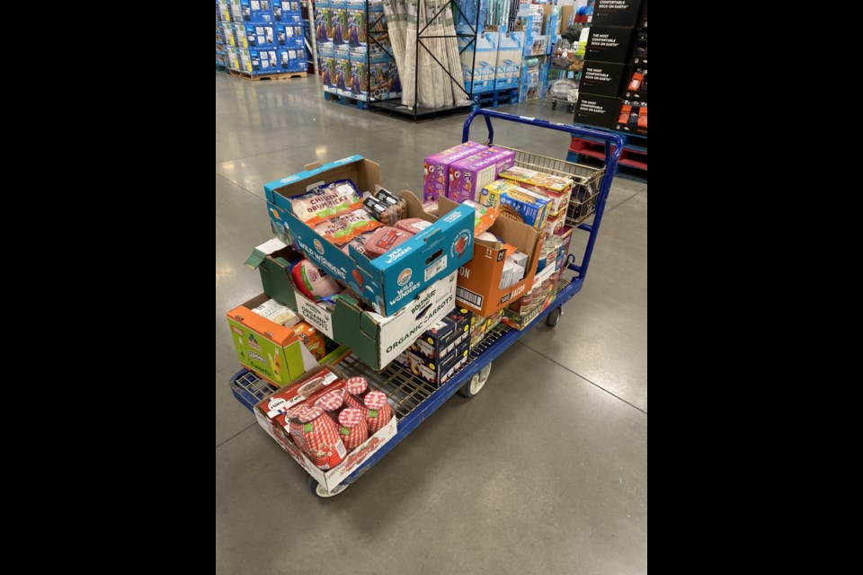Donations to the LEAF food drive.