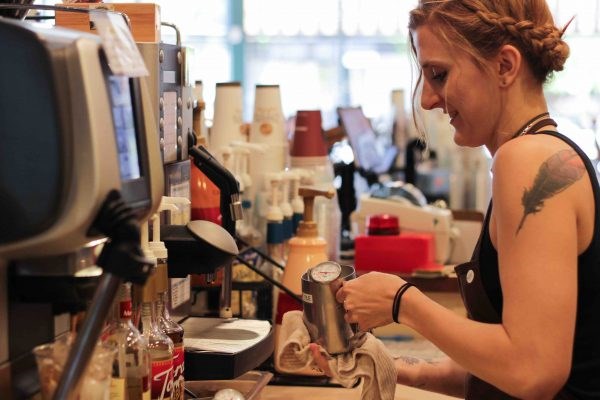 Barista Aubrey Davis at Ziggi&#8217;s Coffee