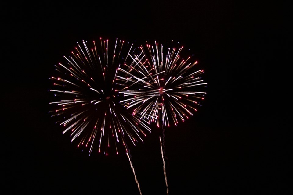 fireworks-204308