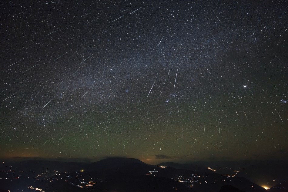 GeminidMeteorShower2012_JeffDai950-1